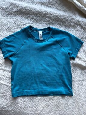 Lululemon Swiftly Tech Cropped Short Sleeve Shirt 2.0